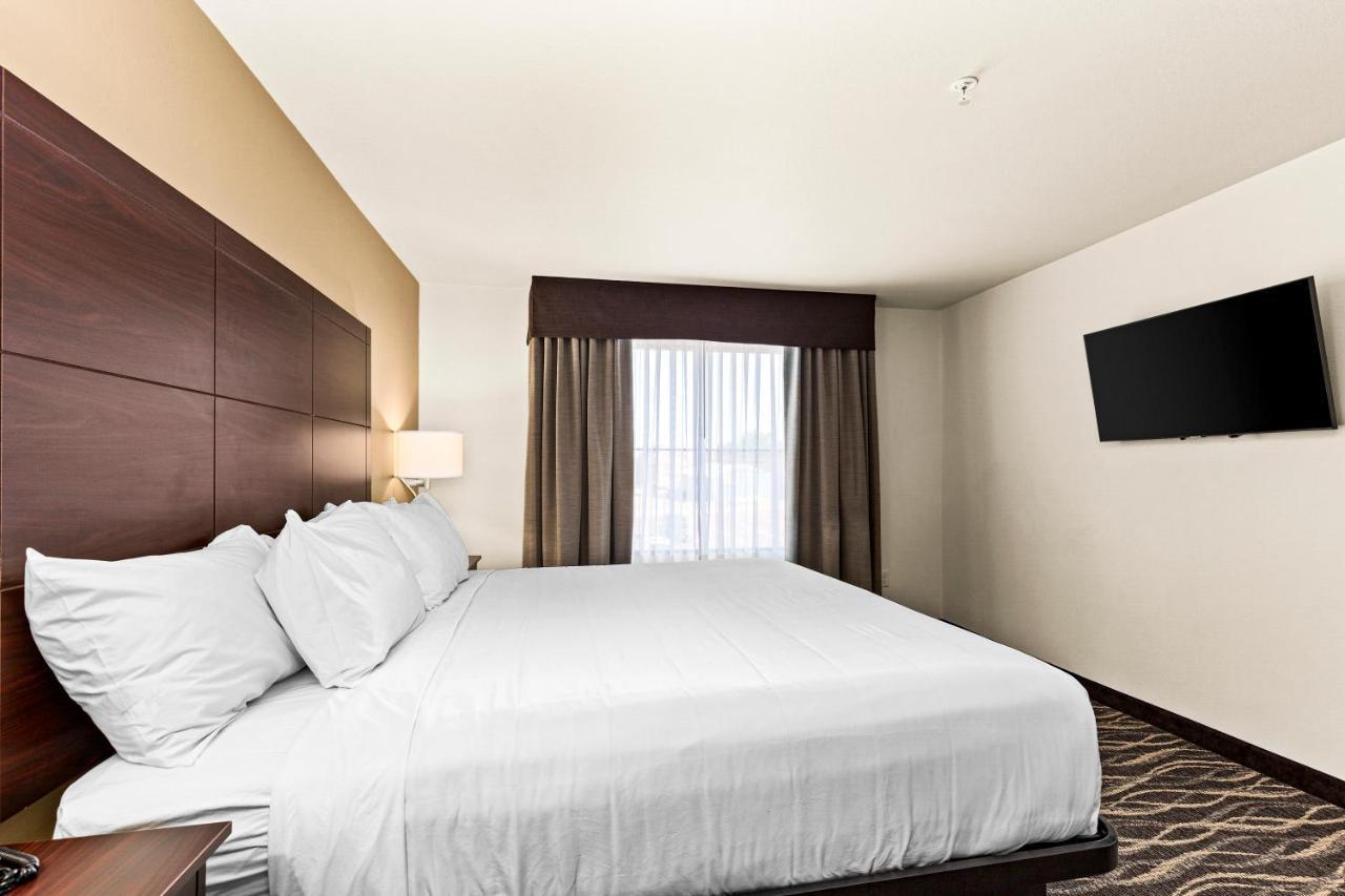 Cobblestone Hotel & Suites Superior Zewnętrze zdjęcie