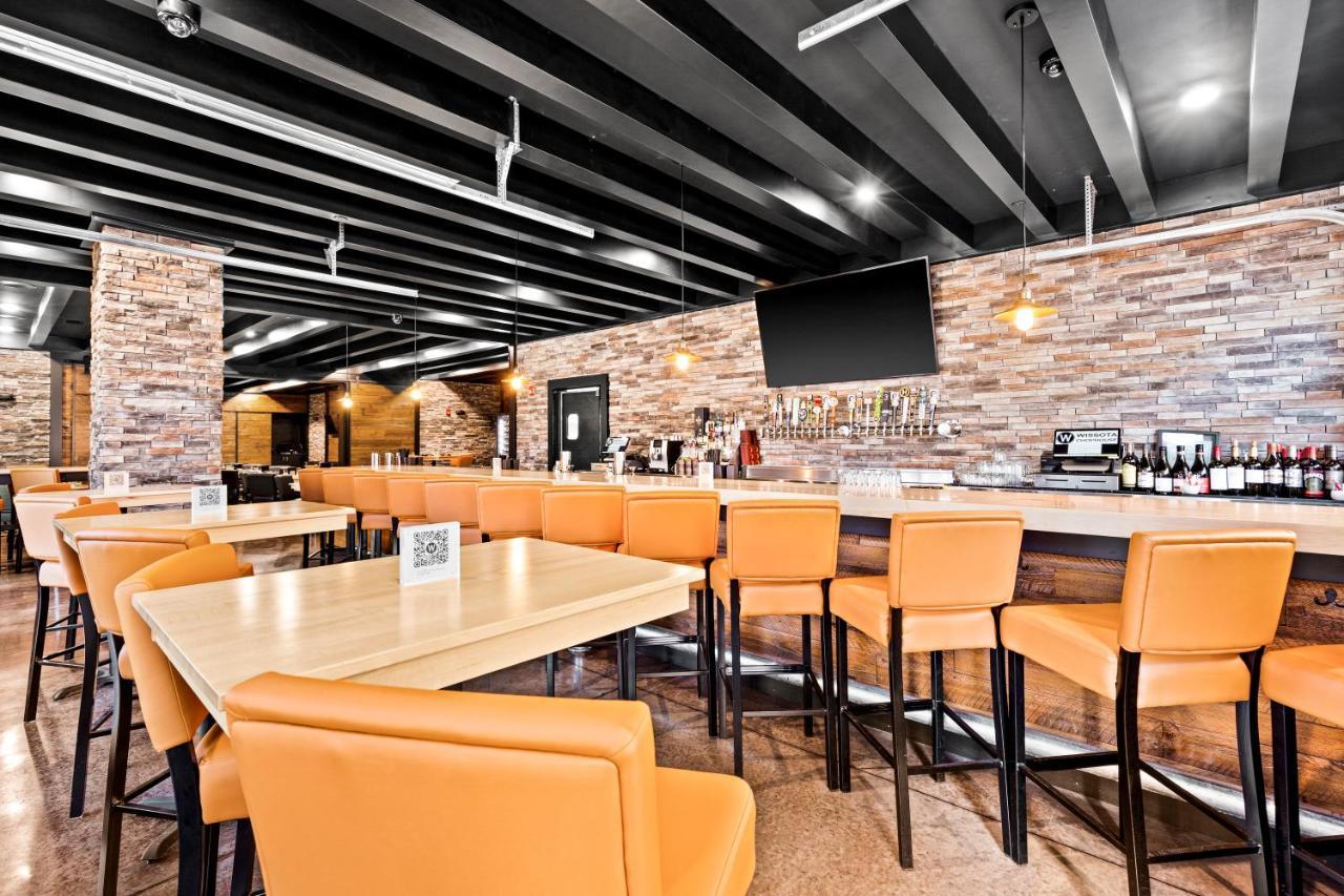 Cobblestone Hotel & Suites Superior Zewnętrze zdjęcie